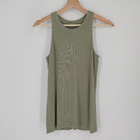 Wilfred Tops - Wilfred | "Go To" tank